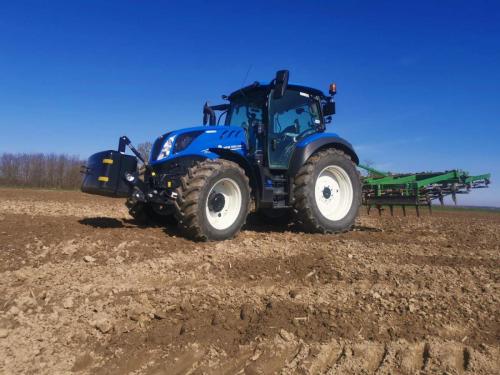 IMG-792cd0fe4ed343055474616607c7a21c-V