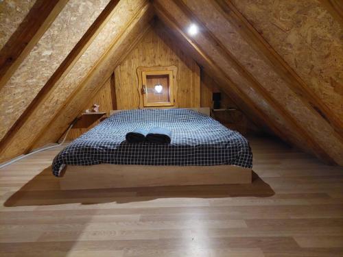 IMG-ba43ebaa4d343f74e5a406579714775b-V